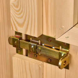 Abri en bois massif 12m² – madriers 28mm + couverture plaques ondulées