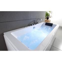 Baignoire balnéo Sikinos