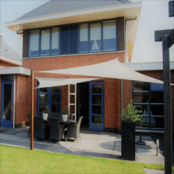 Voile d'ombrage triangle 90° Coolfit 400x400x570cm crème - NESLING