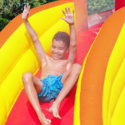 Aire de jeux à air constant avec toboggan et pataugeoire Splash Tower - Bestway