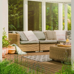 Pergola bioclimatique autoportante en alu blanc 3x4m Ombrea