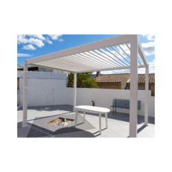Pergola bioclimatique autoportante en alu blanc 3x4m Ombrea