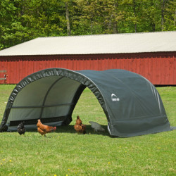 Abri pour animaux 7,8m² démontable en acier et polyéthylène vert – Shelter Logic
