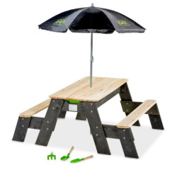 Table d'activités en bois massif sable et eau Aksent avec deux bancs, parasol et outils de jardinage - Exit Toys