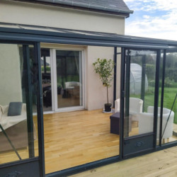 Serre adossée LUXIA 14m² H261cm en aluminium laqué et verre trempé 4mm + embase incluse - Lams