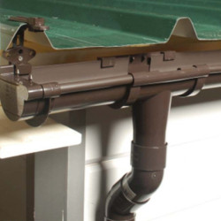 Kit gouttières 405cm en PVC pour garages en bois toit plat – Gardenas