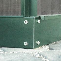 Embase H.6cm en acier vert pour les serres de jardin - Vitavia